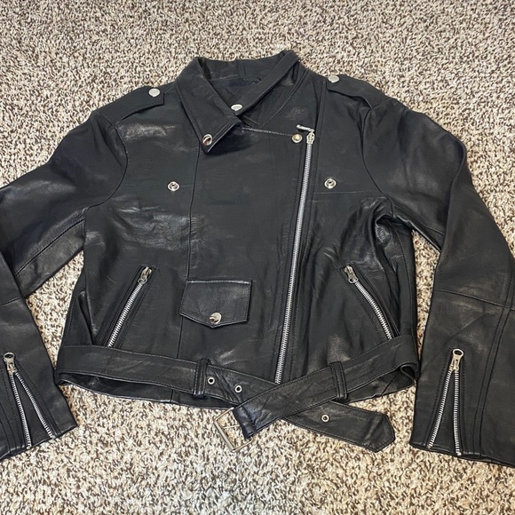VNTG Outbrook Women's Black Leather Biker Jacket - Picture 6 of 6